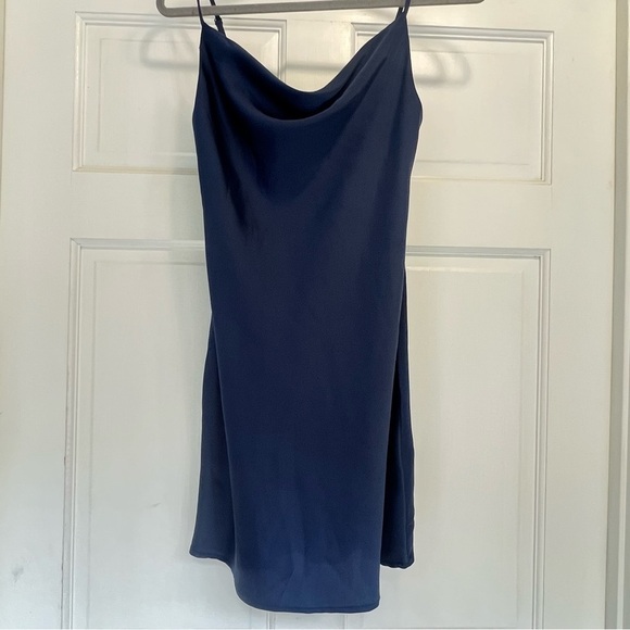 Urban Outfitters Mallory Cowl Neck Slip Dress Dark Blue XS excellent condition - Picture 3 of 9